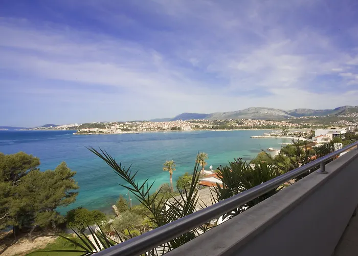Eden Hotel