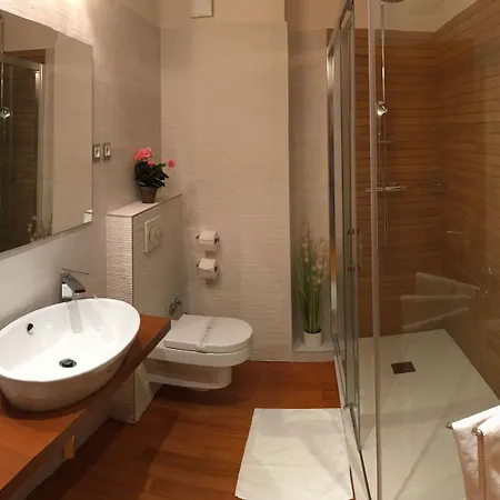 Eden 4* Podstrana