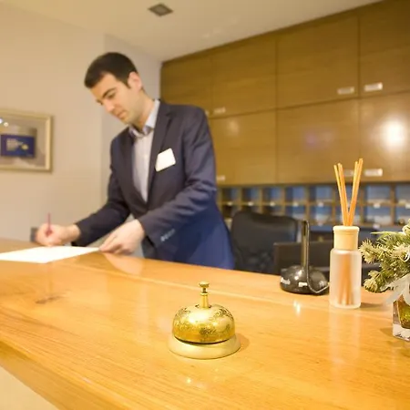 Hotel Eden Podstrana