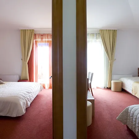 Hotel Eden 4*