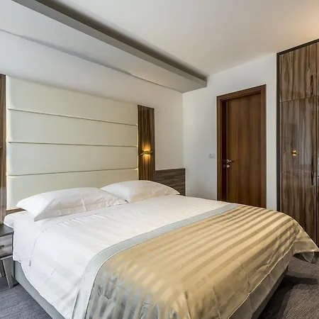 Eden Hotel
