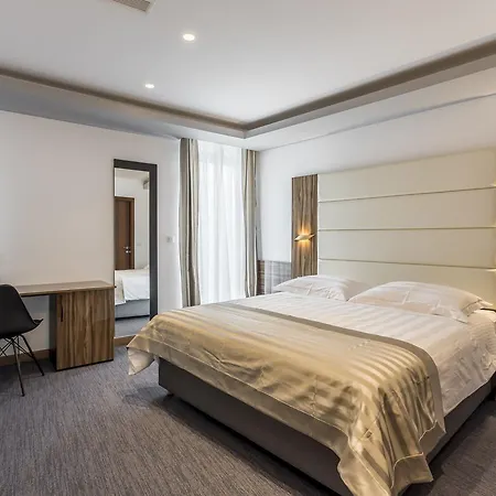 Hotel Eden 4*