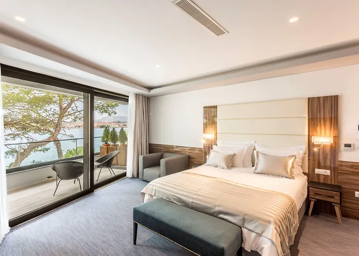 Eden Hotel Podstrana