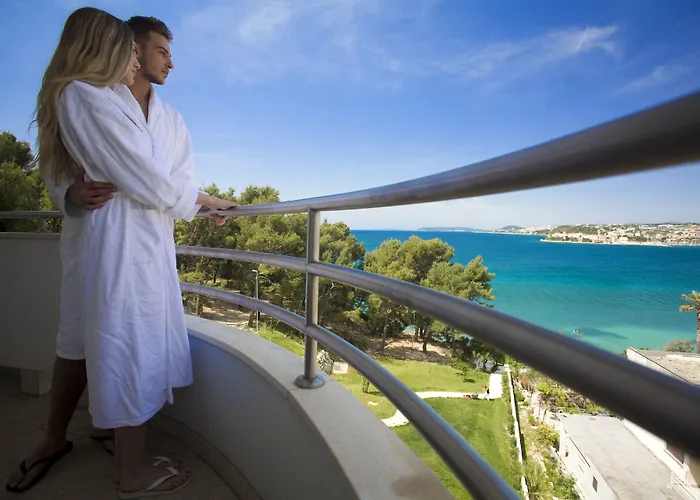 Hotel Eden Podstrana