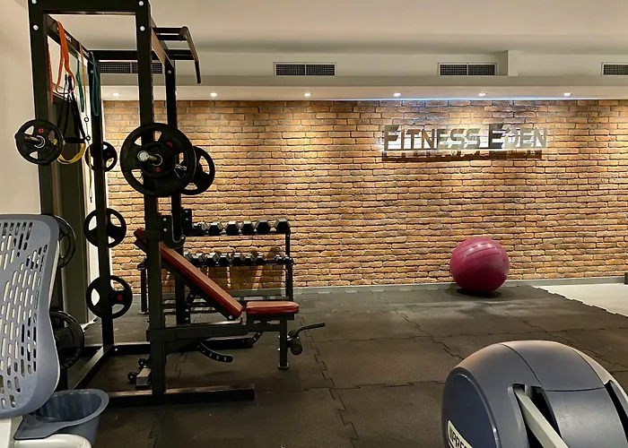 Hotel Eden Podstrana